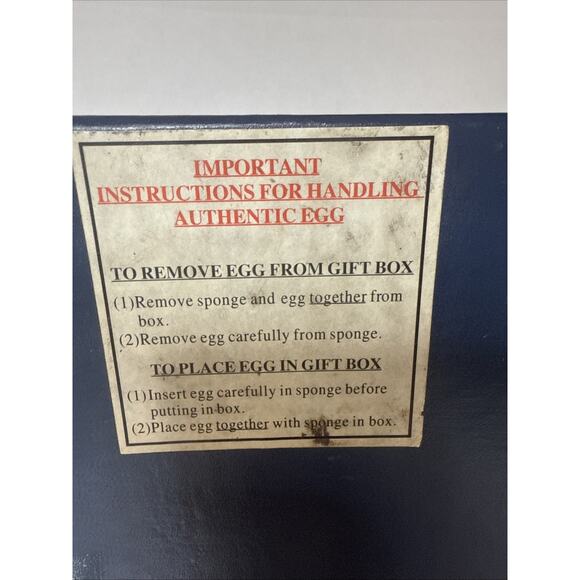 Kingspoint Design Egg With Butterflies Collection Music Box. Faux Marble Egg - Picture 8 of 12